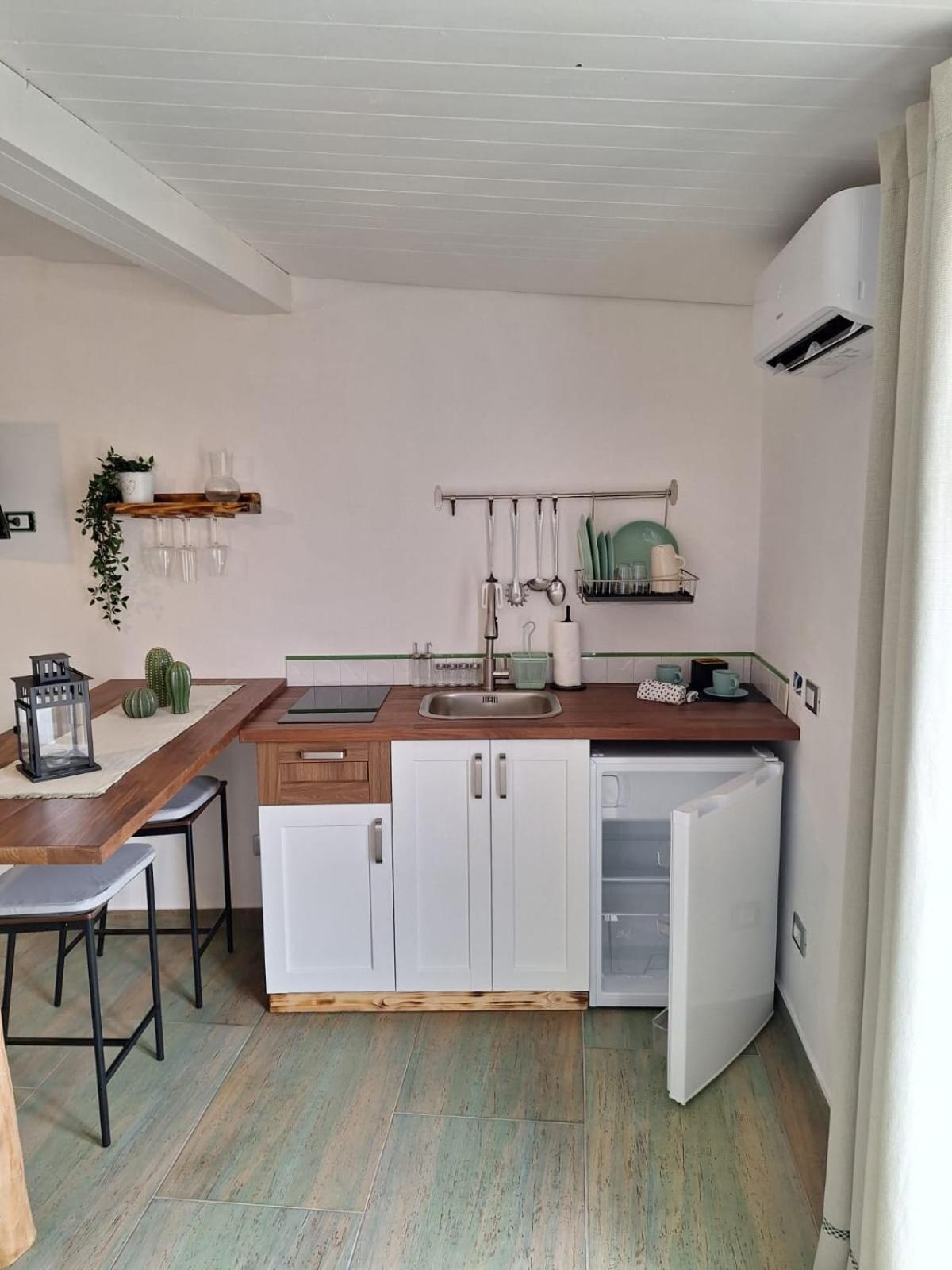 Casa Vacanze Green House تيراسيني المظهر الخارجي الصورة
