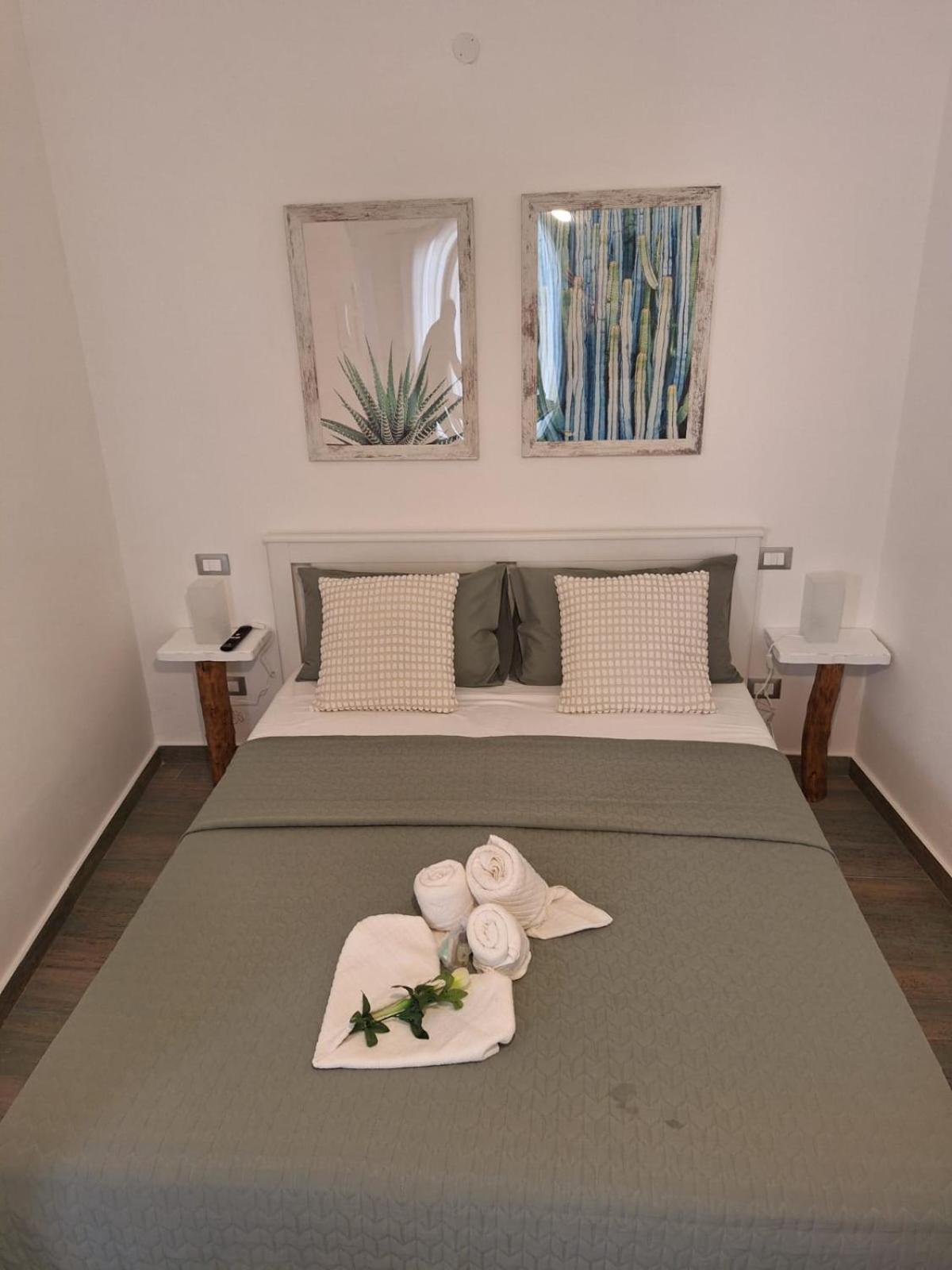 Casa Vacanze Green House تيراسيني المظهر الخارجي الصورة