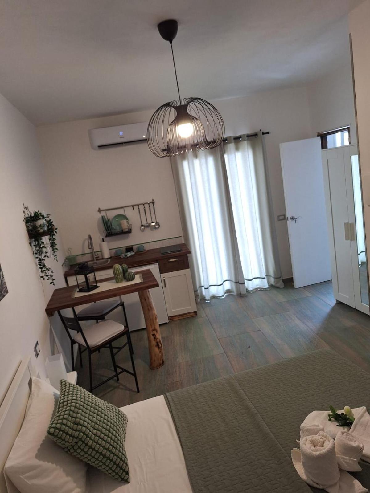 Casa Vacanze Green House تيراسيني المظهر الخارجي الصورة