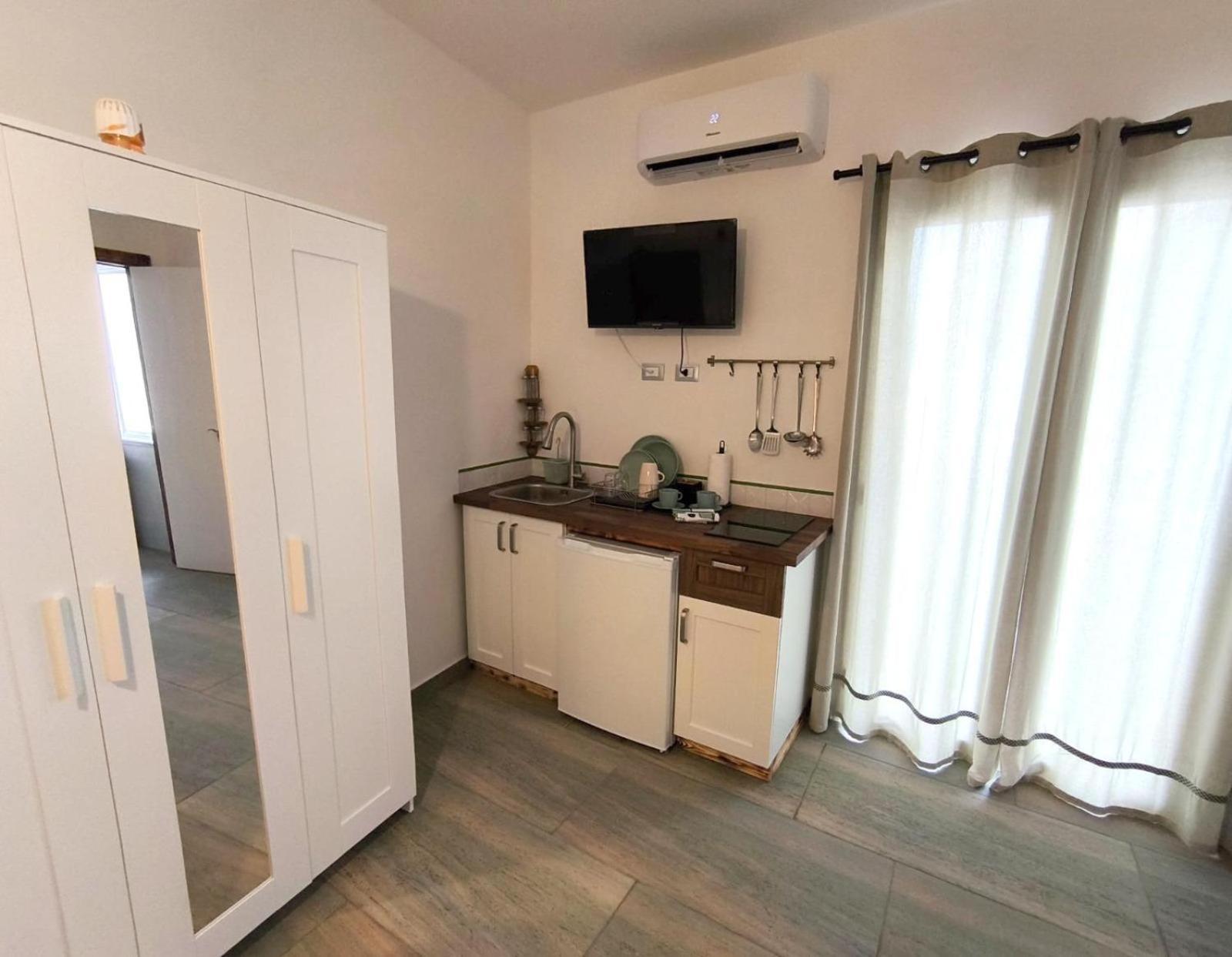 Casa Vacanze Green House تيراسيني المظهر الخارجي الصورة
