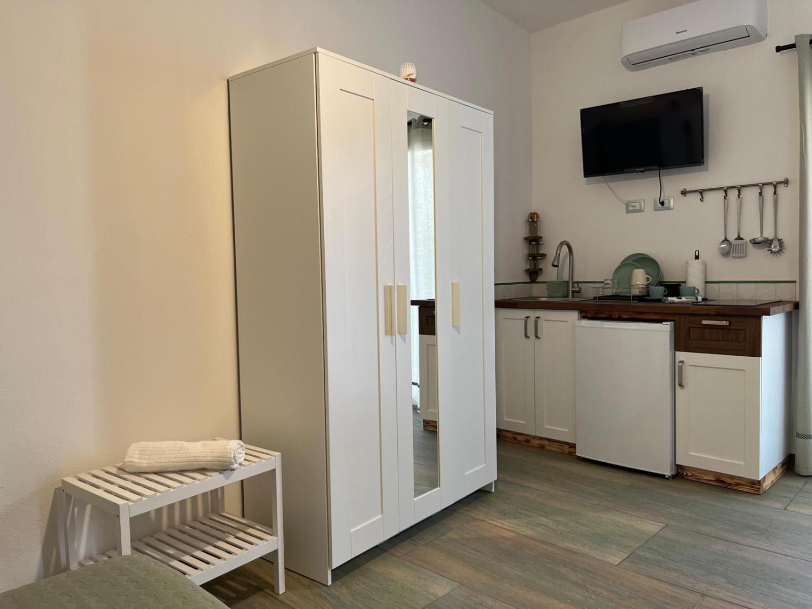 Casa Vacanze Green House تيراسيني المظهر الخارجي الصورة